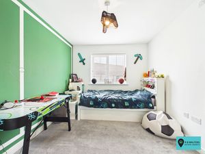Bedroom- click for photo gallery